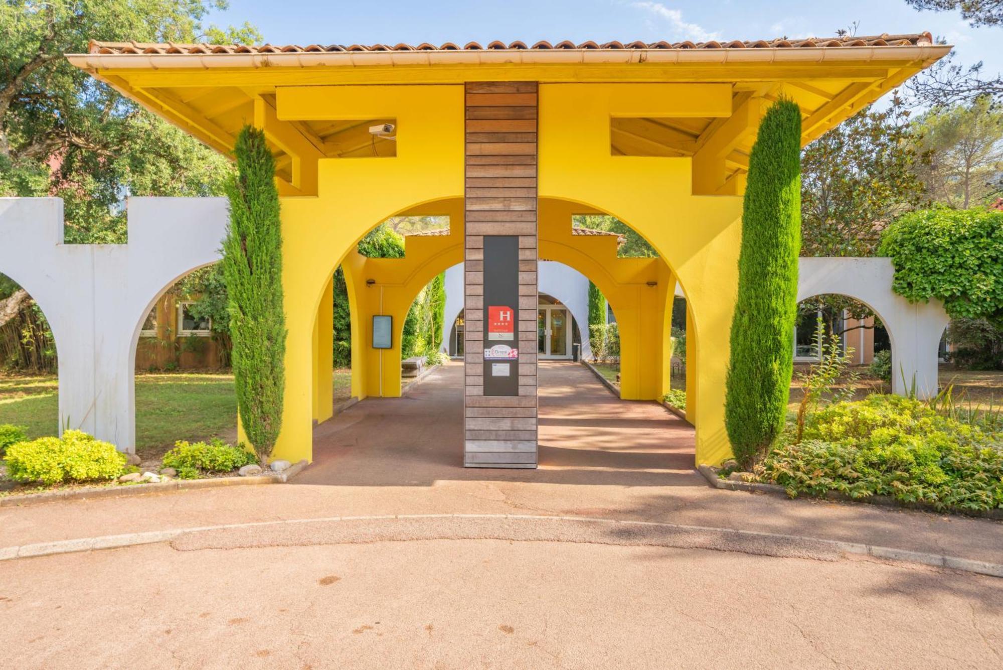 Mercure Antibes Sophia Antipolis Valbonne Exterior foto