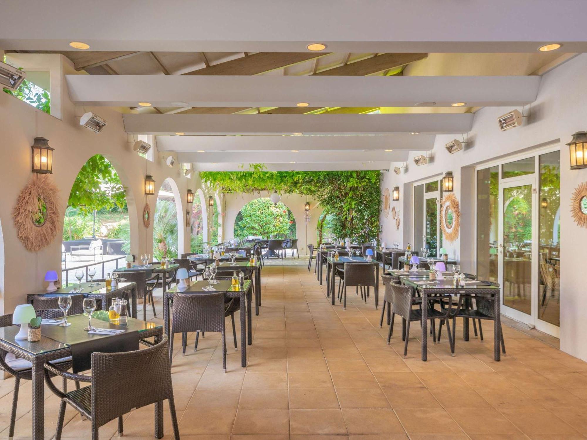Mercure Antibes Sophia Antipolis Valbonne Exterior foto