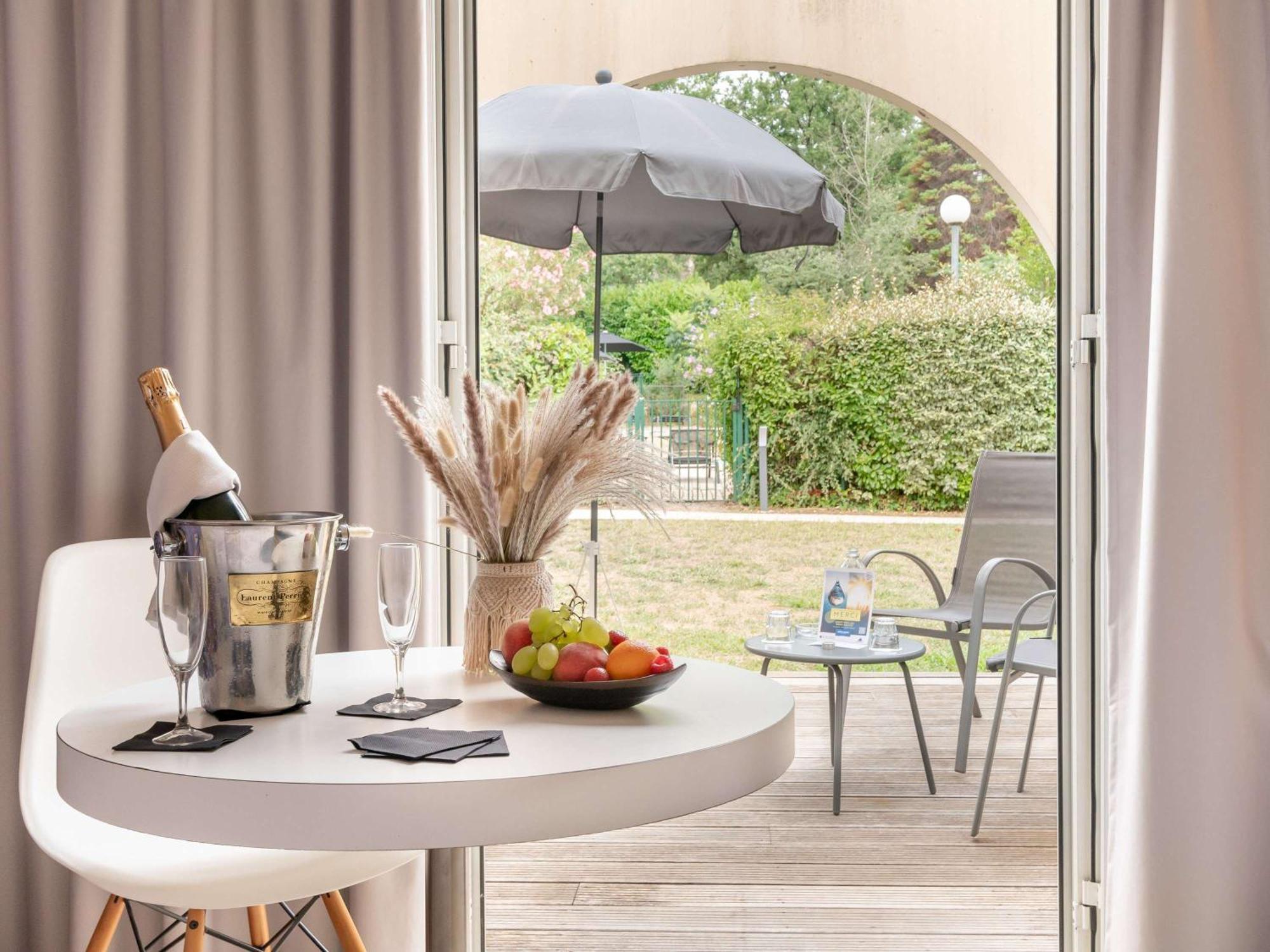 Mercure Antibes Sophia Antipolis Valbonne Exterior foto